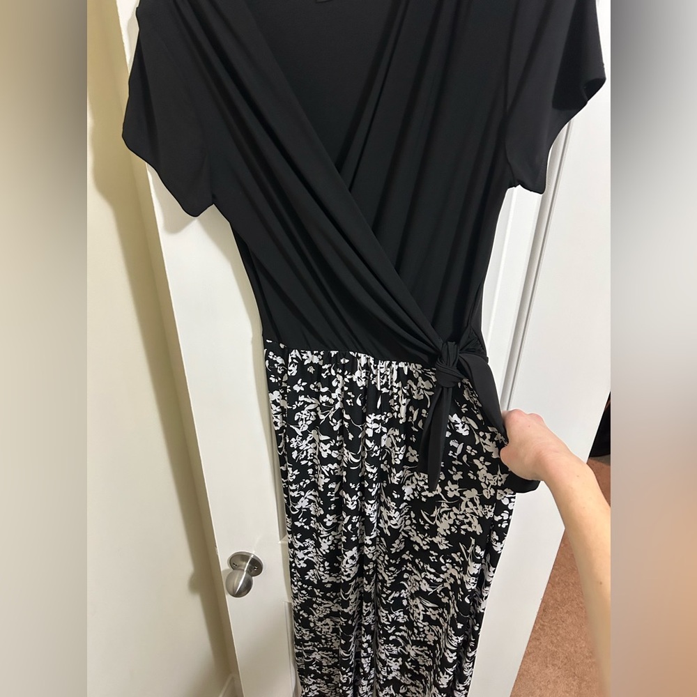 Black and white jumpsuit size small